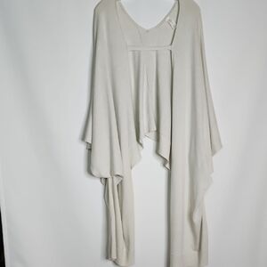 LULULEMON | Free To Coast Cream Wrap